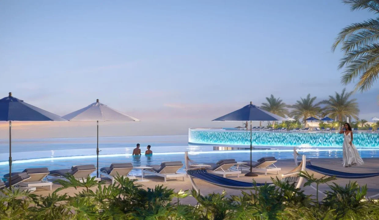 Manta Bay 8
